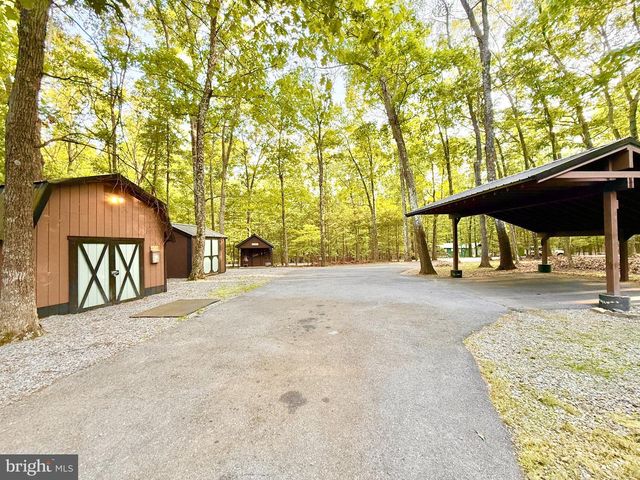 579 TUCKAHOE TRL TRL, Hedgesville, WV 25427