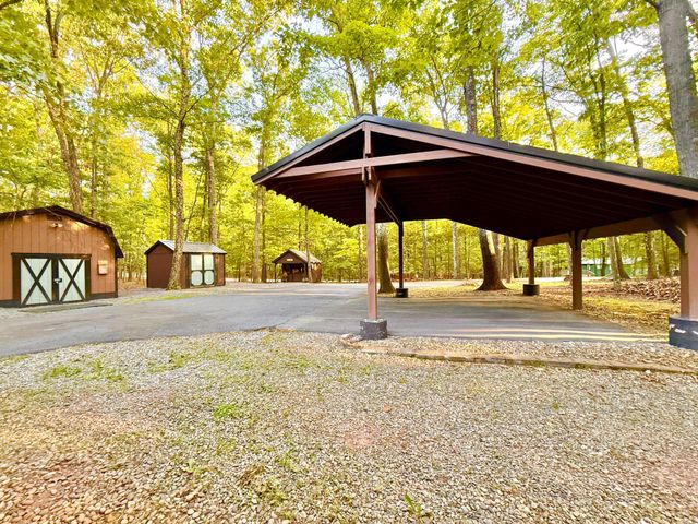 579 TUCKAHOE TRL TRL, Hedgesville, WV 25427
