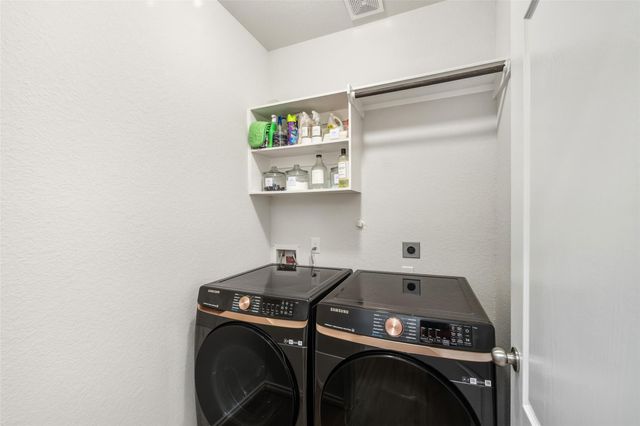 17718 Pensford Way, Tomball, TX 77377