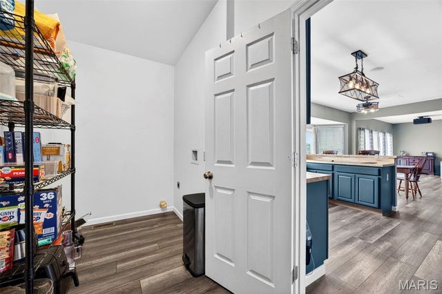 202 Greenshire Lane, Dardenne Prairie, MO 63368