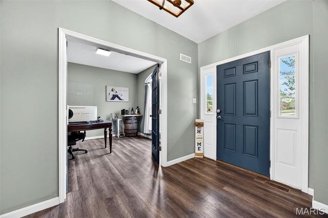 202 Greenshire Lane, Dardenne Prairie, MO 63368