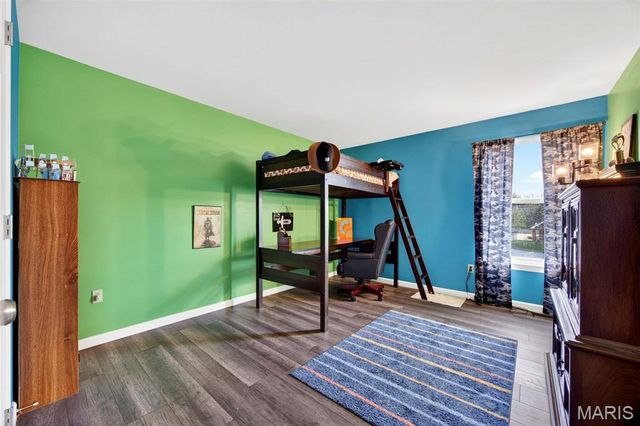 202 Greenshire Lane, Dardenne Prairie, MO 63368