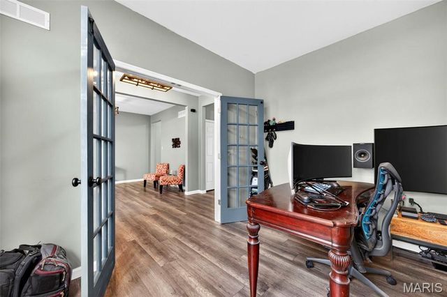 202 Greenshire Lane, Dardenne Prairie, MO 63368