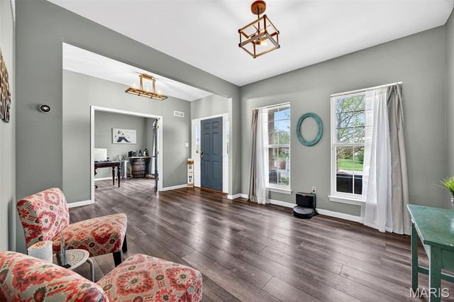 202 Greenshire Lane, Dardenne Prairie, MO 63368