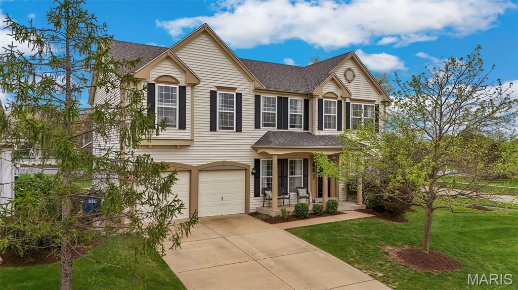 202 Greenshire Lane, Dardenne Prairie, MO 63368