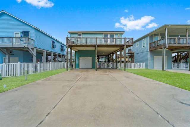 22122 Cantina Drive, Galveston, TX 77554