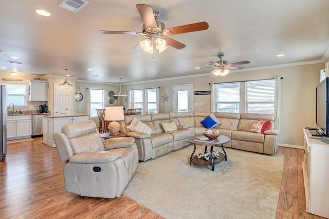 22122 Cantina Drive, Galveston, TX 77554