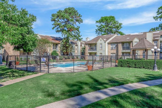 14230 Wunderlich DR 109, Houston, TX 77069