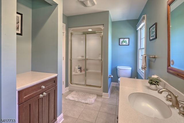 34 Indian Run, Readington Twp., NJ 08889