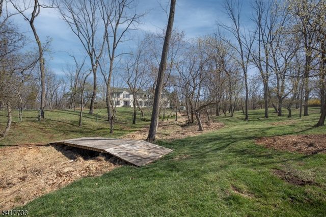 34 Indian Run, Readington Twp., NJ 08889