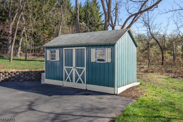 34 Indian Run, Readington Twp., NJ 08889