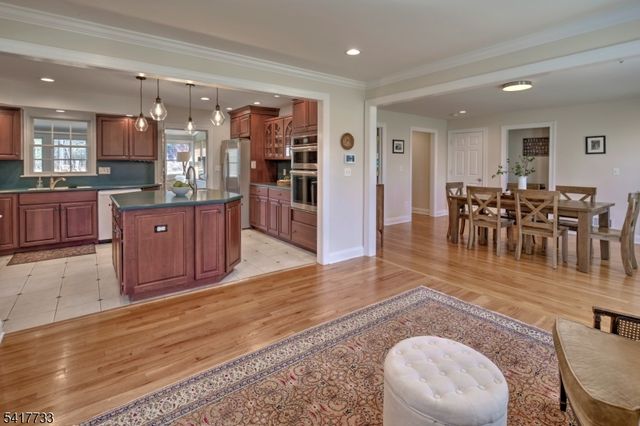 34 Indian Run, Readington Twp., NJ 08889