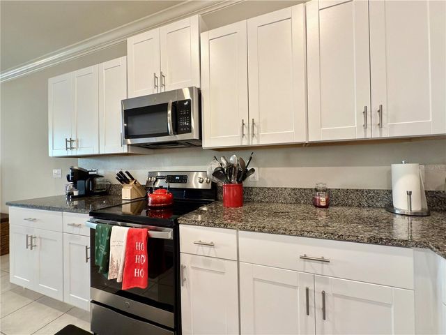 8057 ROLLING SHELL TRAIL, Wesley Chapel, FL 33545