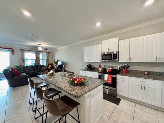 8057 ROLLING SHELL TRAIL, Wesley Chapel, FL 33545