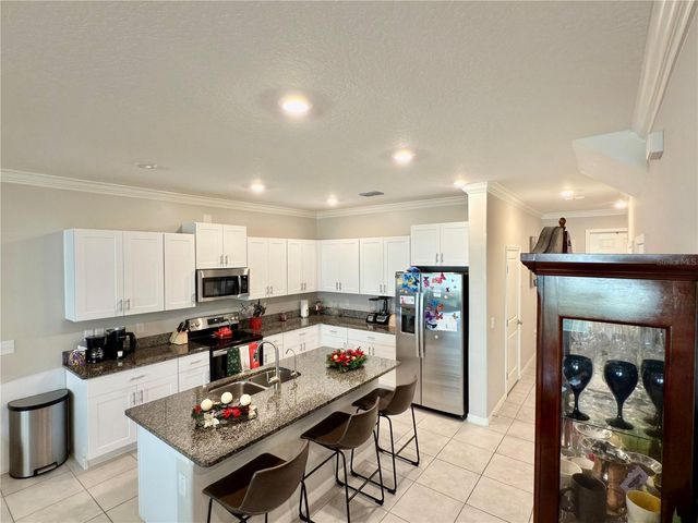 8057 ROLLING SHELL TRAIL, Wesley Chapel, FL 33545