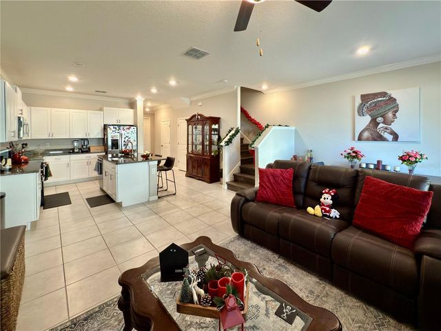 8057 ROLLING SHELL TRAIL, Wesley Chapel, FL 33545