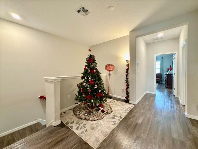 8057 ROLLING SHELL TRAIL, Wesley Chapel, FL 33545