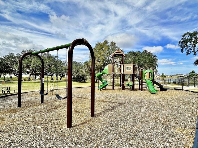 8057 ROLLING SHELL TRAIL, Wesley Chapel, FL 33545