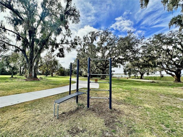 8057 ROLLING SHELL TRAIL, Wesley Chapel, FL 33545