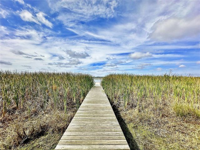 8057 ROLLING SHELL TRAIL, Wesley Chapel, FL 33545