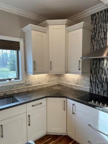 5121 Orchard Crest Drive, Troy, MI 48085