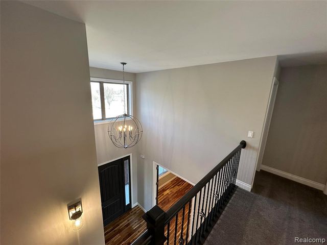 5121 Orchard Crest Drive, Troy, MI 48085