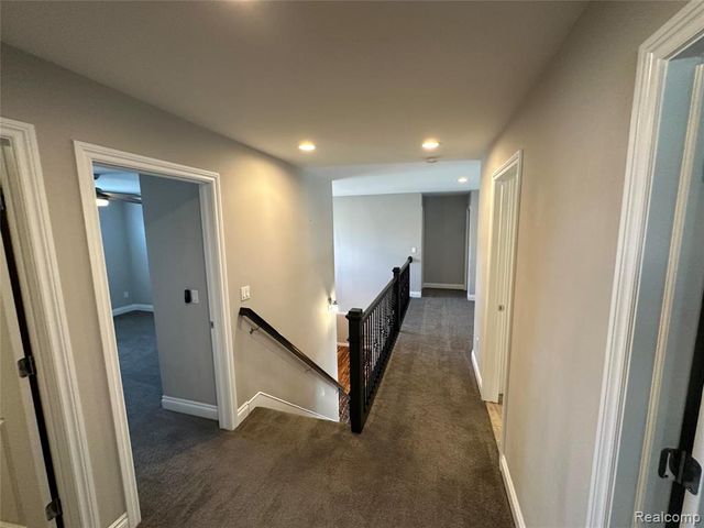 5121 Orchard Crest Drive, Troy, MI 48085