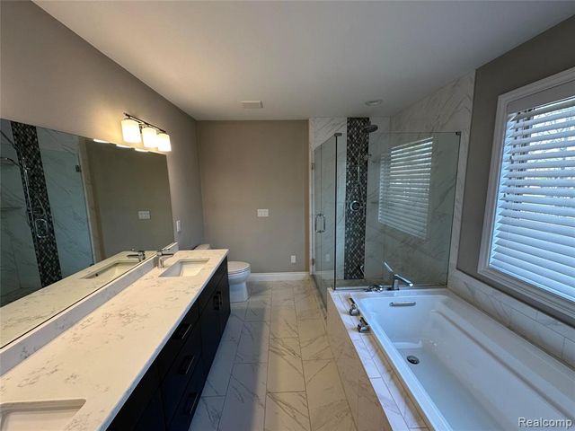 5121 Orchard Crest Drive, Troy, MI 48085