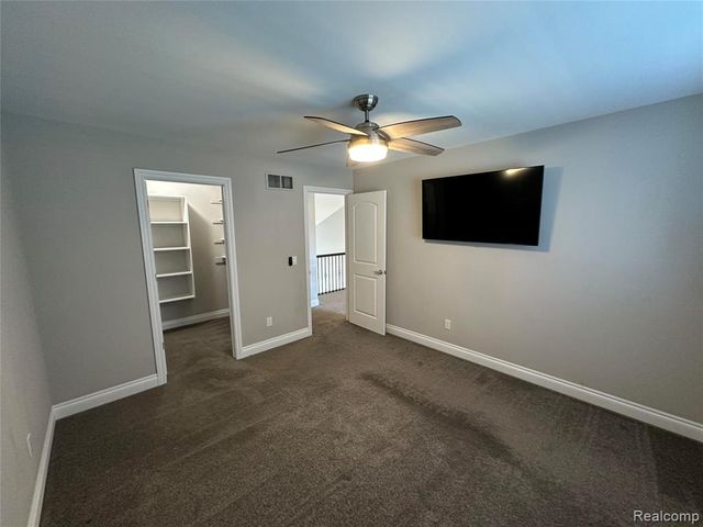 5121 Orchard Crest Drive, Troy, MI 48085