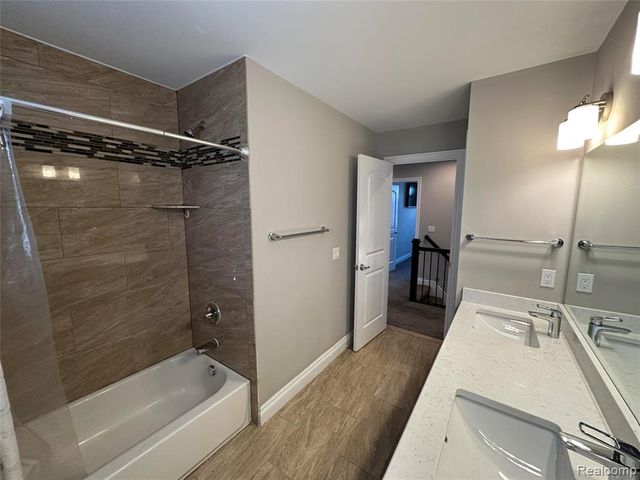 5121 Orchard Crest Drive, Troy, MI 48085