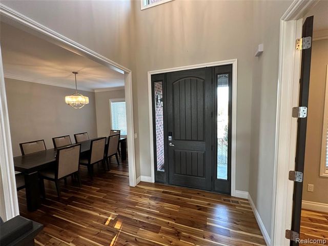 5121 Orchard Crest Drive, Troy, MI 48085