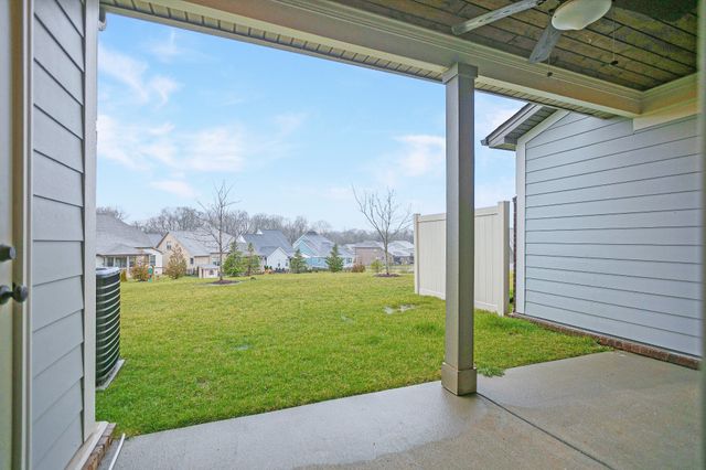 2576 Wellesley Square Dr, Thompsons Station, TN 37179