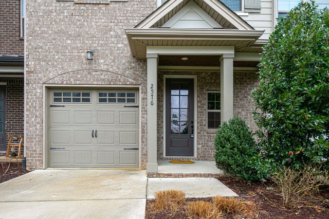 2576 Wellesley Square Dr, Thompsons Station, TN 37179