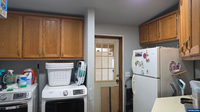 30540 Priceboro Dr, Harrisburg, OR 97446