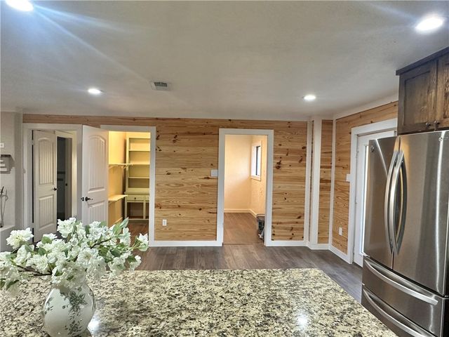 410 LCR 890, Jewett, TX 75846