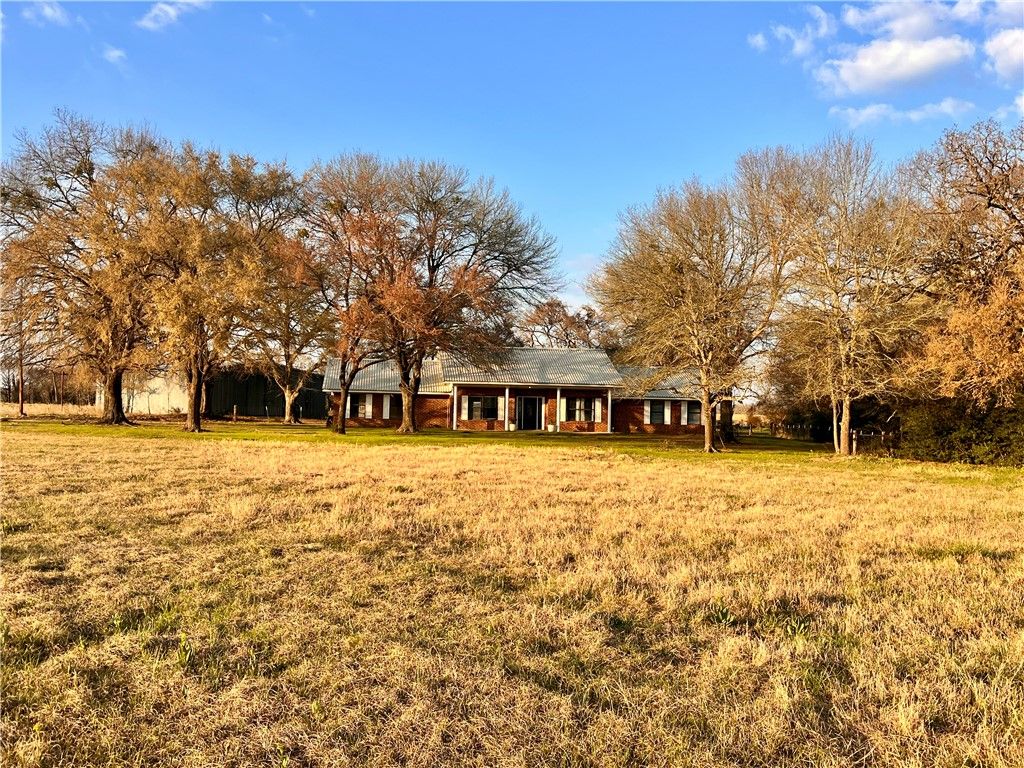 410 LCR 890, Jewett, TX 75846