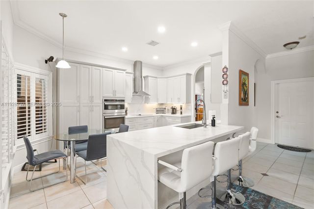 8366 SW 193rd St, Cutler Bay, FL 33157