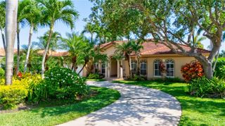 8366 SW 193rd St, Cutler Bay, FL 33157