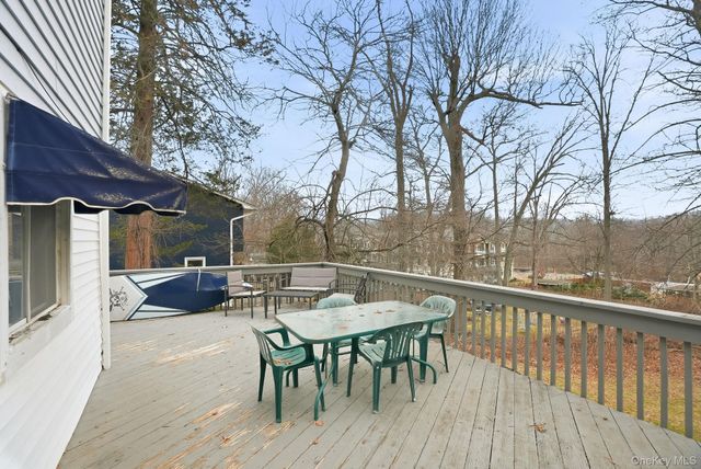 25 Massachusetts Avenue, Congers, NY 10920