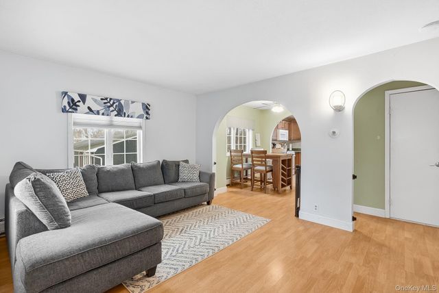 25 Massachusetts Avenue, Congers, NY 10920