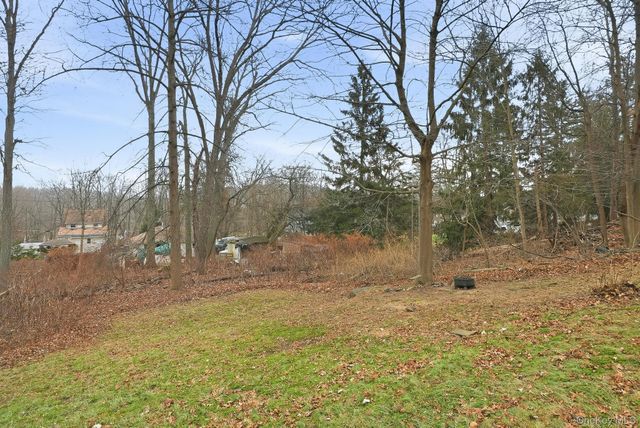 25 Massachusetts Avenue, Congers, NY 10920