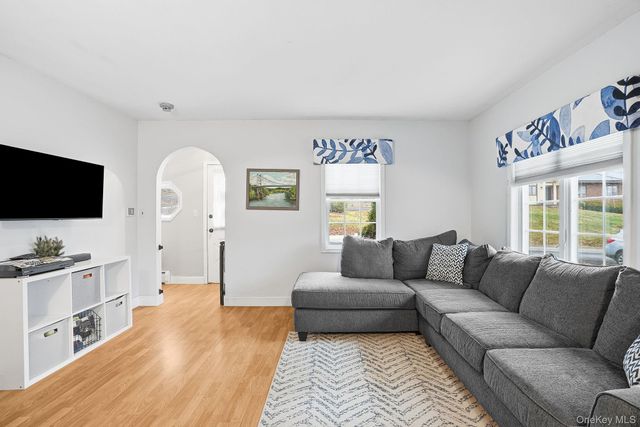 25 Massachusetts Avenue, Congers, NY 10920