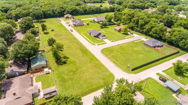 703 Sooner Place, Dewey, OK 74029