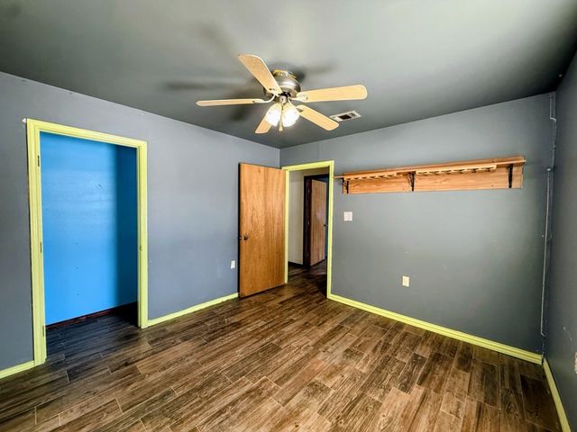 140 Pecan Street, Blossom, TX 75416