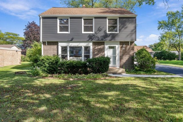 7438 N Seneca ROAD, Fox Point, WI 53217