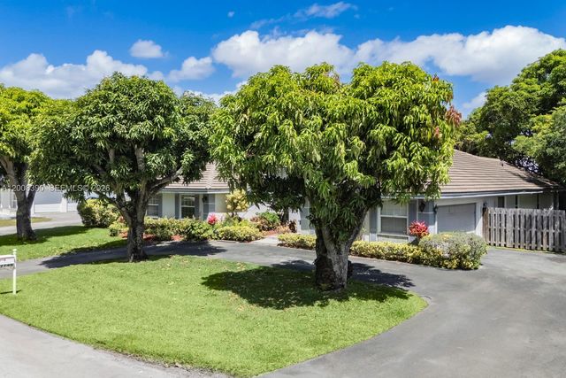 7749 SW 184th Way, Cutler Bay, FL 33157