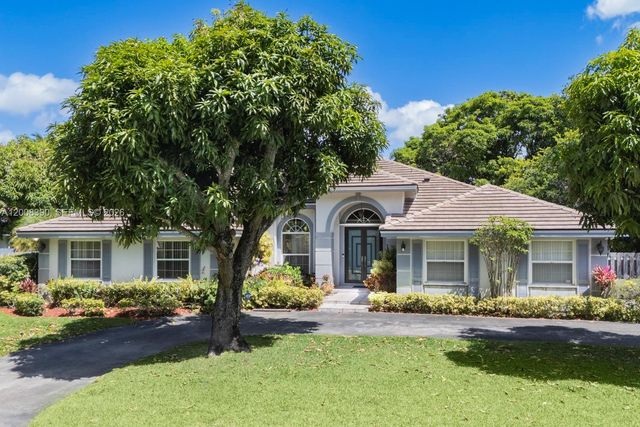 7749 SW 184th Way, Cutler Bay, FL 33157