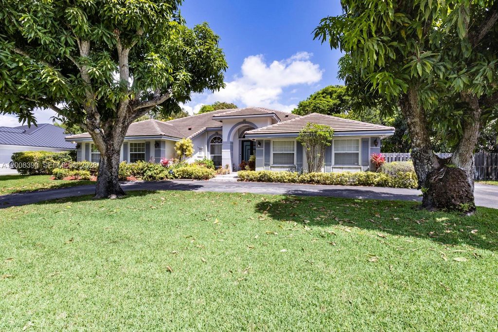 7749 SW 184th Way, Cutler Bay, FL 33157