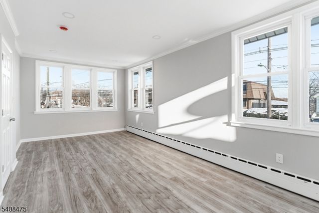 242 Midland Ave, Kearny Town, NJ 07032