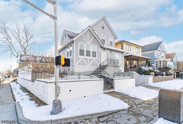 242 Midland Ave, Kearny Town, NJ 07032